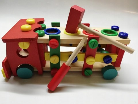 Drewniane autko edukacyjne narzędzia młotek kulki Drewniane autko edukacyjne narzędzia młotek kulki