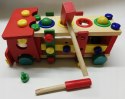 Drewniane autko edukacyjne narzędzia młotek kulki Drewniane autko edukacyjne narzędzia młotek kulki