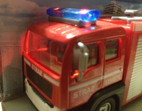 AUTO WÓZ STRAŻ 12CM Z POLSKIM GŁOSEM NAPĘD AUTO WÓZ STRAŻ 12CM Z POLSKIM GŁOSEM NAPĘD